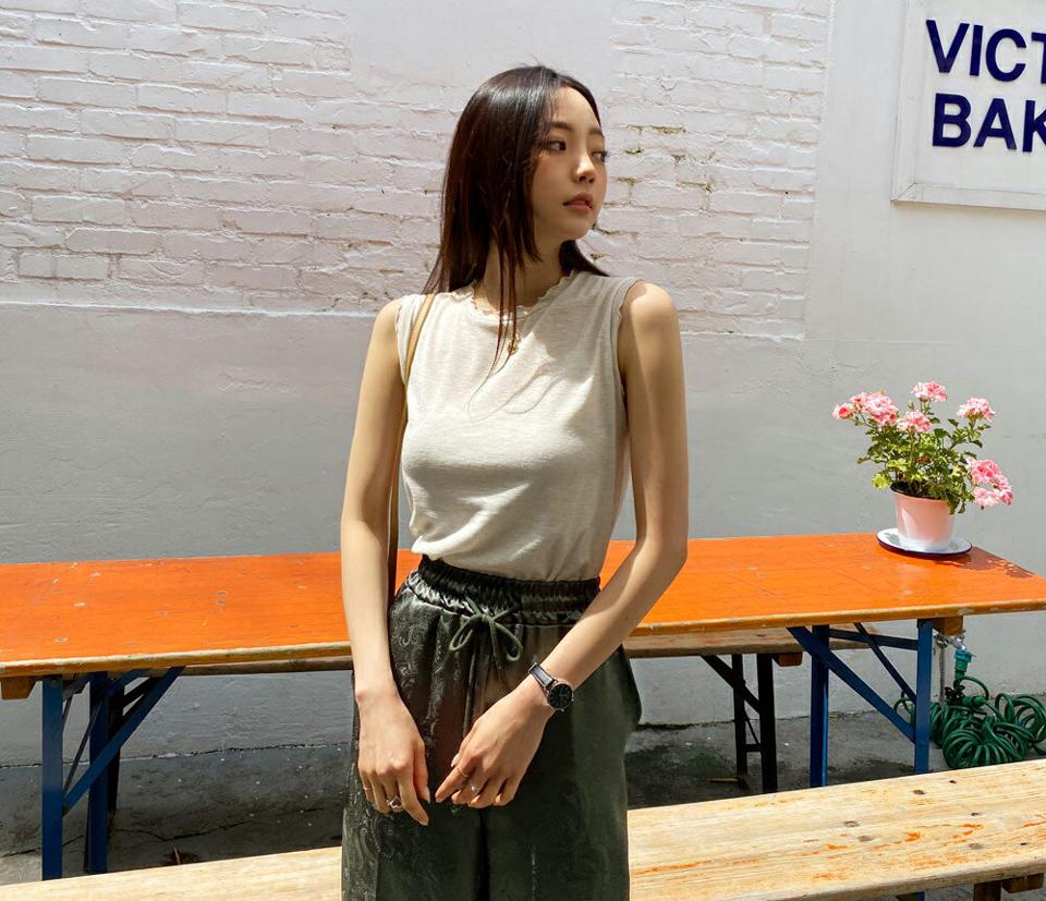 リネン混ウェーブスリーブレス・全4色・b57447 レディース 【tops】【韓国 ファッション トップス Tシャツ スリーブレス ノースリーブ デイリー ルーズ ラウンドネック ゆったり 体型カーバー カジュアル 細身 夏 春】