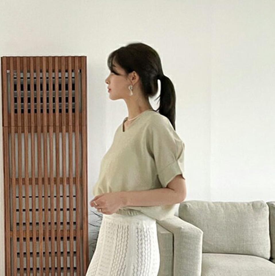 ゴムヘムVネックブラウス・全4色・t68612 レディース 【bl】 トップス ブラウス 半袖 Vネック 単色 無地 シンプル カジュアル ラフ 春 夏 韓国 ファッション ハイホリHIHOLLI