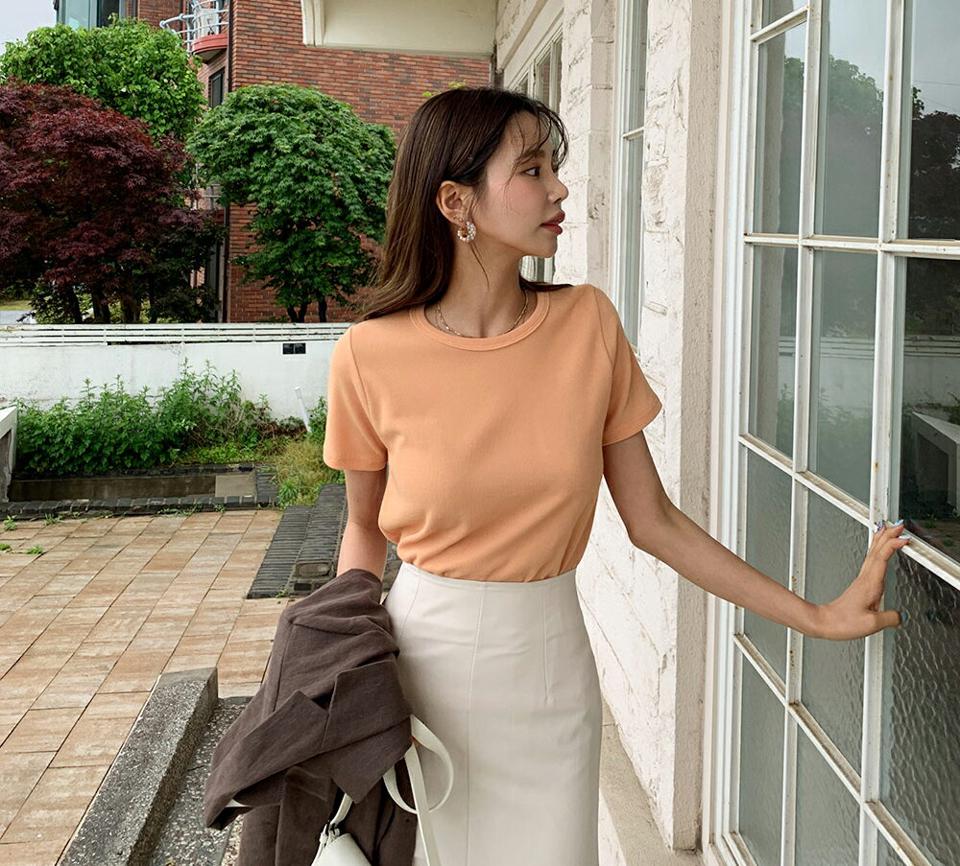 Uネック半袖Tシャツ・全6色・t62174 レディース 【tops】【韓国 ファッション トップス Tシャツ 半袖 デイリー ベーシック Uネック ラウンドネック スリム フィット 体型カーバー カジュアル 細身 無地 夏 春】