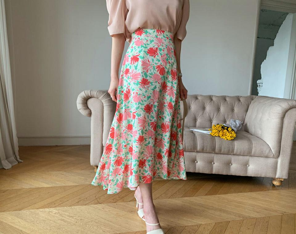 ビッグフラワーフレアスカート・全2色・t62167 レディース 【sk】 韓国 ファッション ボトムス スカート ロング ロングスカート フェミニン 花柄 フラワー パターン フレア 体型カバー 細身 スリム フィット Aライン 夏 春
