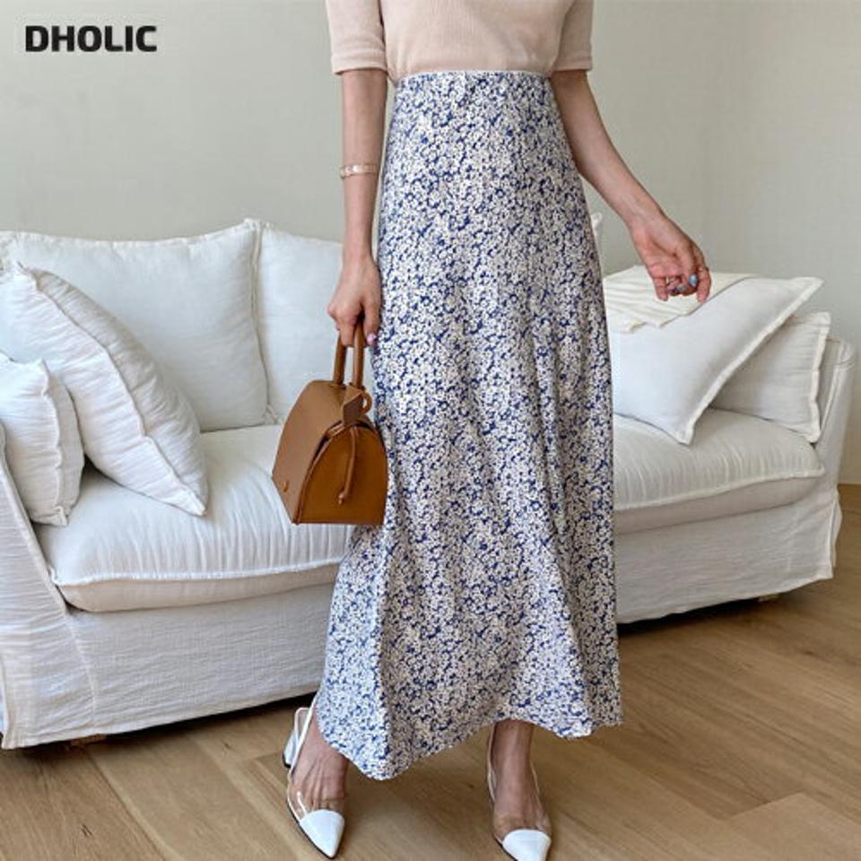 小花柄フレアスカート・全2色・t63827 レディース 【sk】 韓国 ファッション ボトムス スカート ロング ロングスカート フェミニン 花柄 フラワー パターン 小花柄 Aライン 体型カバー 細身 スリム フィット 夏 春