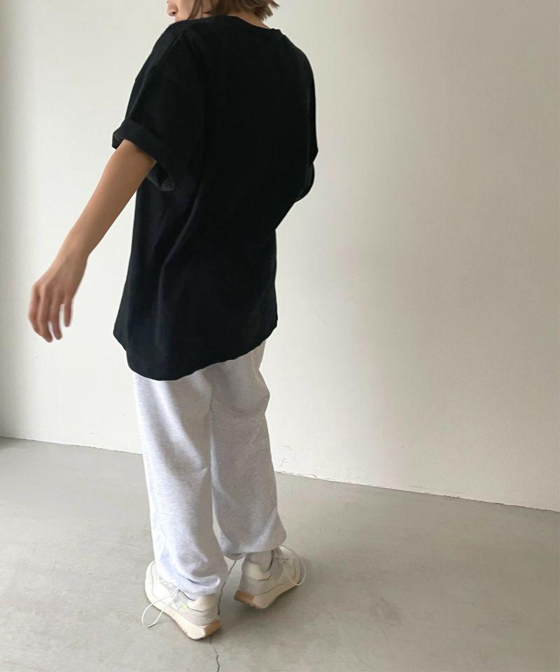 via j(ヴィアジェイ)"EAT"半袖Tシャツ