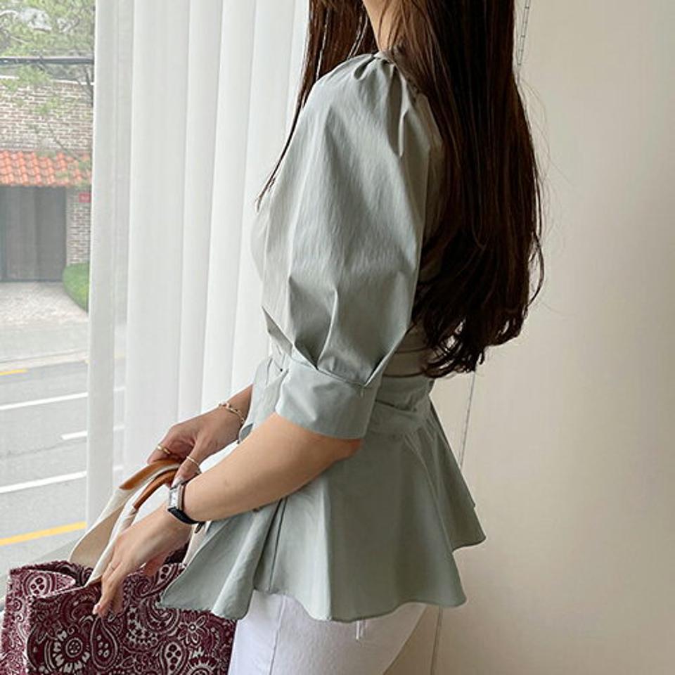 【全品10%OFF】ベルトVネックタックブラウス・全2色・b68739 レディース 【bl】【トップス ブラウス Vネック ハーフスリーブ 半袖 タック ベルト フェミニン ラップデザイン 春 夏 韓国 ファッション】【ハイホリHIHOLLI】