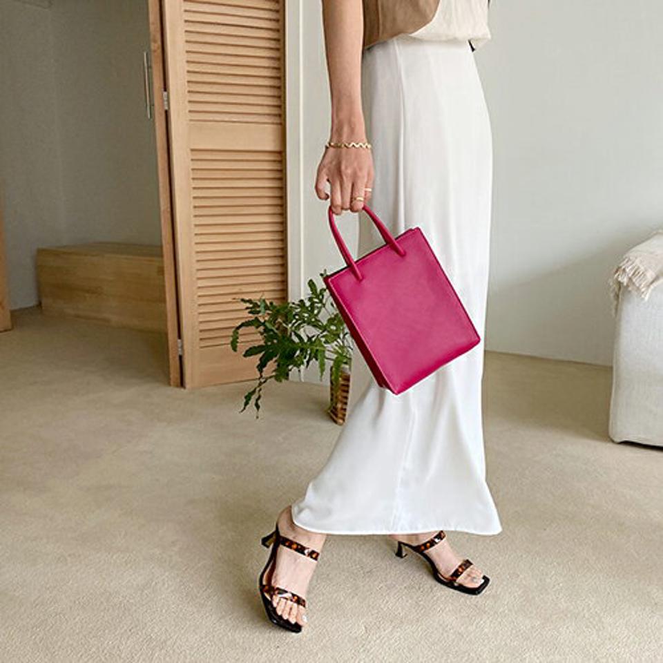 バックゴムHラインスカート・全3色・t68729 レディース 【sk】 スカート ロング ロングスカート Hライン 単色 無地 シンプル ベーシック 大人 フェミニン 春 夏 秋 韓国 ファッション ハイホリHIHOLLI