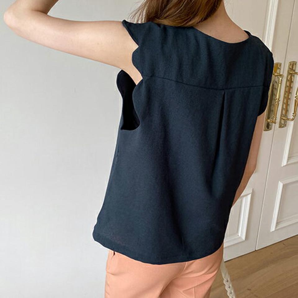 スカラップブラウス・全4色・b68743 レディース 【bl】 トップス ブラウス スカラップ スリーブレス ノースリーブ 単色 無地 フェミニン 大人 春 夏 韓国 ファッション ハイホリHIHOLLI