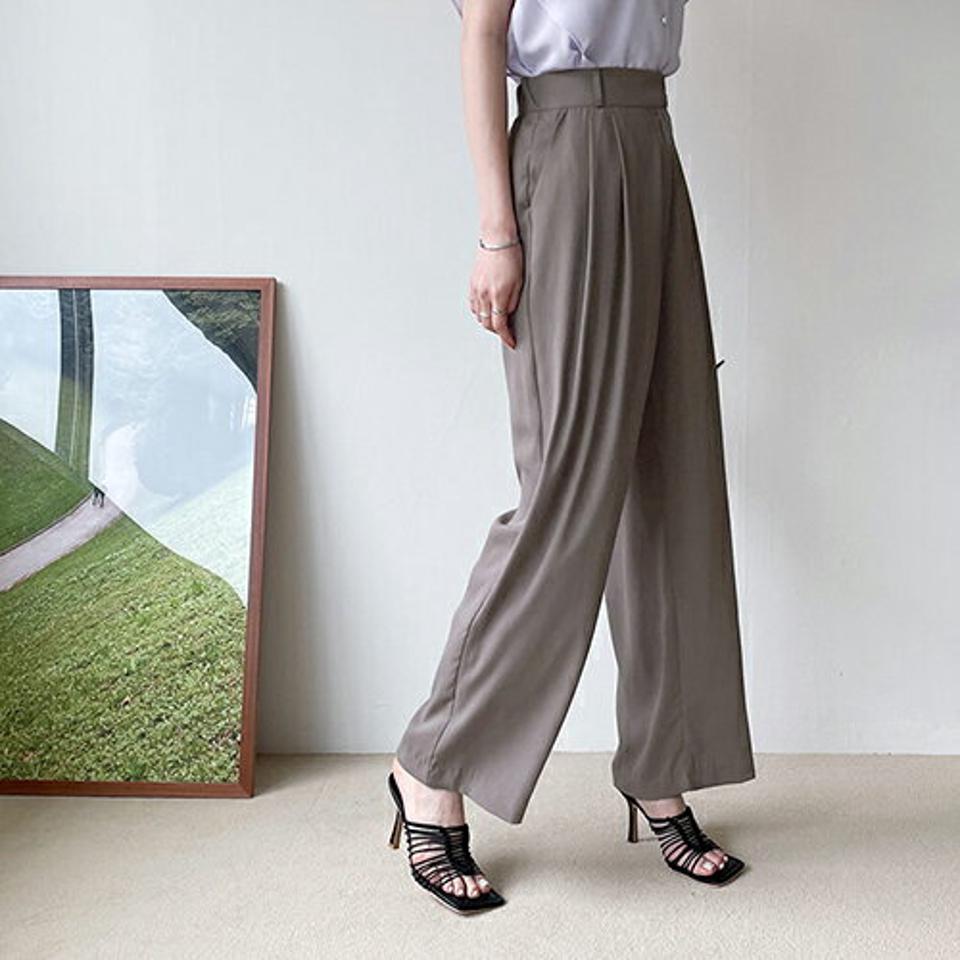 ツータックワイドスラックス・全3色・b68725 レディース 【pt】 スラックス パンツ ズボン ロングパンツ ワイド ツータック 単色 無地 シンプル ベーシック 大人 春 夏 秋 韓国 ファッション ハイホリHIHOLLI