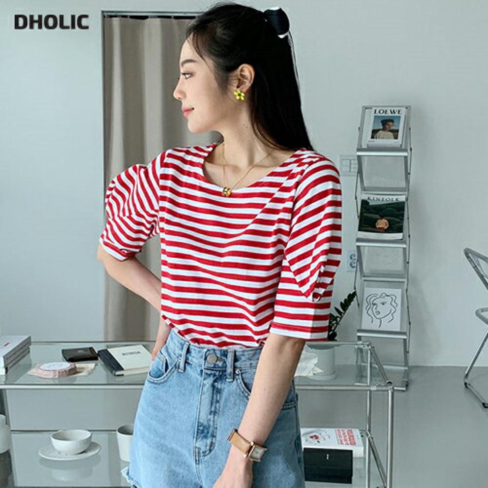 ボーダーパフTシャツ・全2色・t65421 レディース 【tops】 韓国 ファッション トップス Tシャツ 半袖 ボーダー パターン ラウンドネック 5分丈 パフスリーブ カジュアル 細身 体型カーバー ストライプ 夏 春