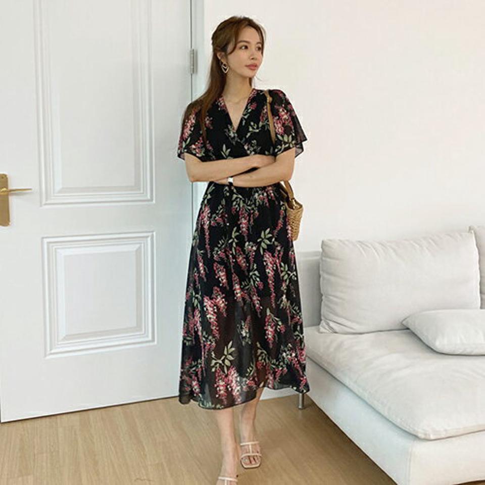 バックリボンVネック花柄ワンピース・全2色・b68671 レディース 【ops】 ワンピース 半袖 ハーフスリーブ カシュクール Vネック 花柄 フェミニン 上品 バックリボン りぼん かわいい 大人 きれいめ 春 夏 韓国ファッション ハイホリHIHOLLI