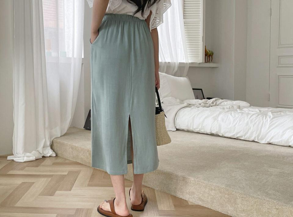 コットンスリットスカート・全4色・t64240 レディース 【sk】 韓国 ファッション ボトムス スカート ロング ロングスカート コットン ドライ ゴム フェミニン カジュアル デイリー 体型カバー 細身 ベーシック 無地 春 夏 NIJU