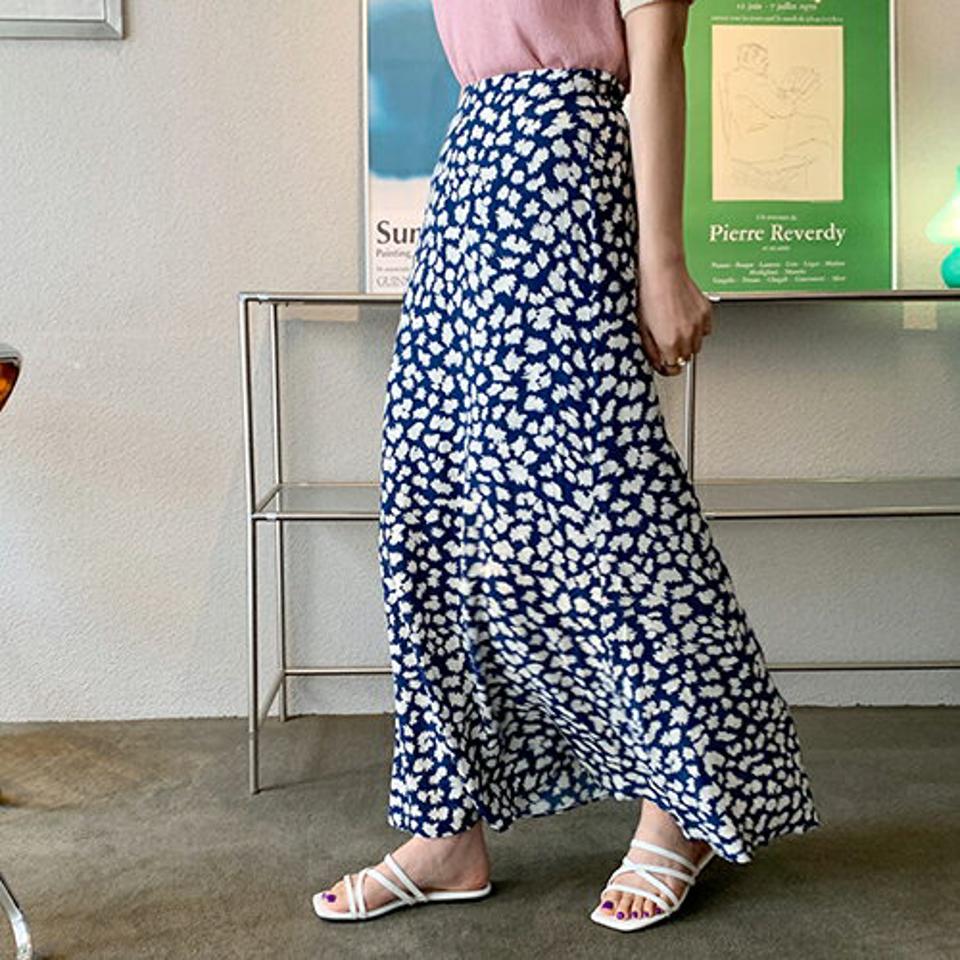 【全品10%OFF】バックゴムプリントスカート・全2色・t68677 レディース 【sk】【スカート ロング プリント 総柄 フレア シック カジュアル 春 夏 韓国 ファッション】【ハイホリHIHOLLI】