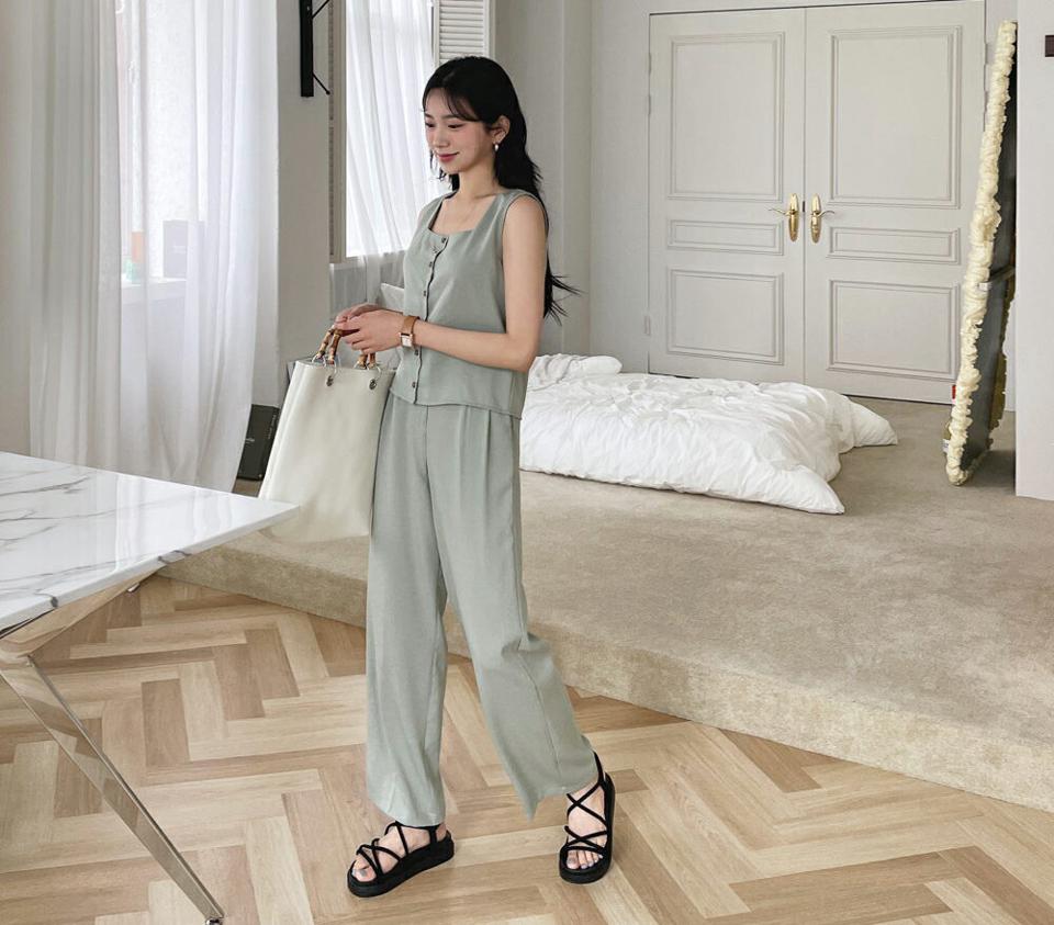 ボタンスリーブレス&タックスラックスSET・全3色・t64252 レディース 【pt】 韓国 ファッション ボトムス パンツ ロング ロングパンツ カジュアル セットアップ スリーブレス スラックス スリム 細身 体型カーバー ワイド 春 夏 NIJU