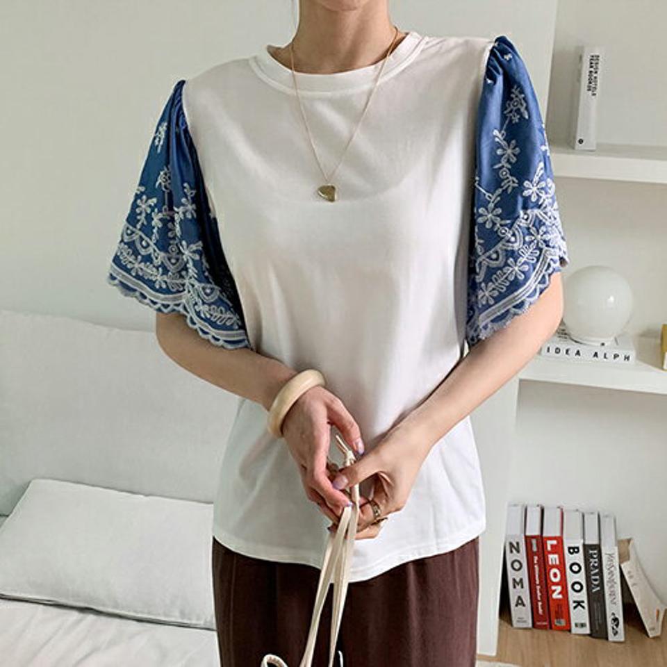 刺繍フレアスリーブTシャツ・全3色・t68663 レディース 【tops】 トップス Tシャツ 半袖 ハーフスリーブ フレア 刺繍 かわいい 可愛い 異素材 大人 春 夏 韓国 ファッション ハイホリHIHOLLI