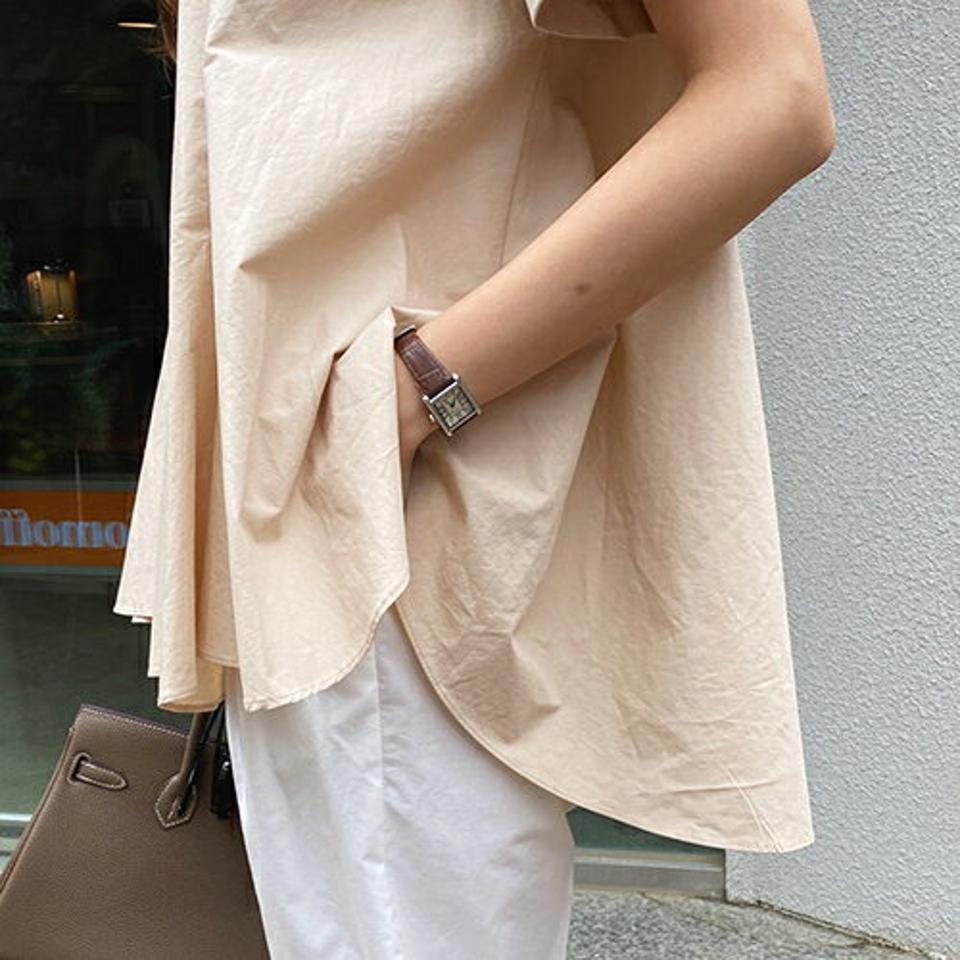 アンバランスフレアブラウス・全3色・b68670 レディース 【bl】 トップス ブラウス 半袖 アンバランス フレア 単色 無地 シンプル レディ 大人 カジュアル 春 夏 韓国 ファッション ハイホリHIHOLLI