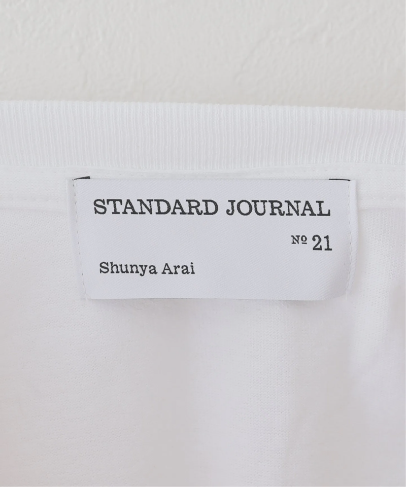 【STANDARD JOURNAL / スタンダード ジャーナル】by ARAI PINK Print TEE（JOURNAL STANDARD）