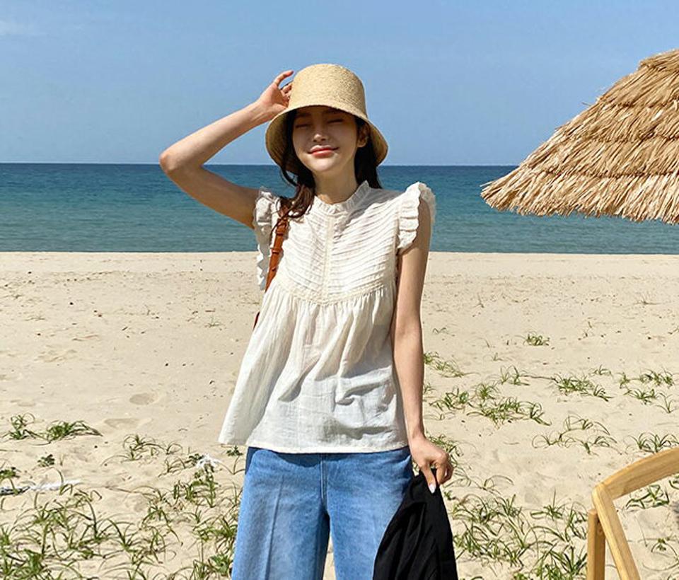 ピンタックレースラインスリーブレス・全2色・t63871 レディース 【tops】 韓国 ファッション トップス Tシャツ スリーブレス レース フリル フレア 大人 体型カーバー 細身 ガーリー 夏 春