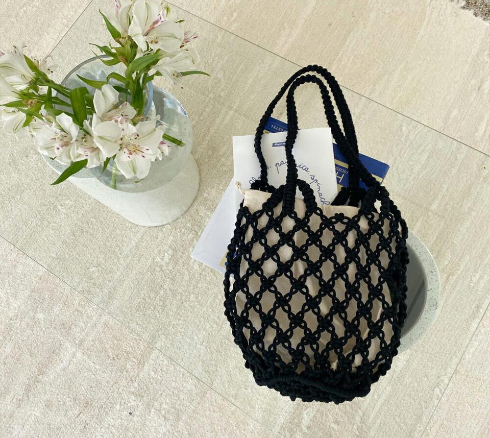即日配送 巾着付ネットニットバッグ・全3色・d63911 レディース 【bag】 韓国ファッション バッグ かばん ニットバッグ ネット コンパクト 丸み ラウンド ユニーク 小物 フェミニン 上品 カジュアル ビーチ クロシェ 夏 春