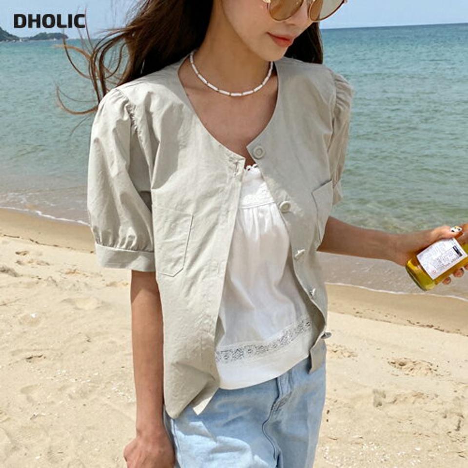 ラウンドボタンポケットブラウス・全4色・t63887 レディース 【bl】 韓国 ファッション トップス ブラウス 半袖 大人 ラウンドネック バストポケット パフスリーブ 体型カバー スリム 細身 上品 フェミニン 夏 春