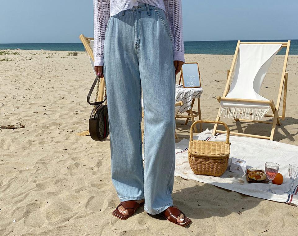 ワイドストレートデニムパンツ・全1色・t63898 レディース 【pt】 韓国 ファッション ボトムス ロング ロングパンツ デニム デニムパンツ ワイド スリム ハイウエスト 足長 ストレート 大人 10分丈 体型カーバー 細身 美脚 夏 春