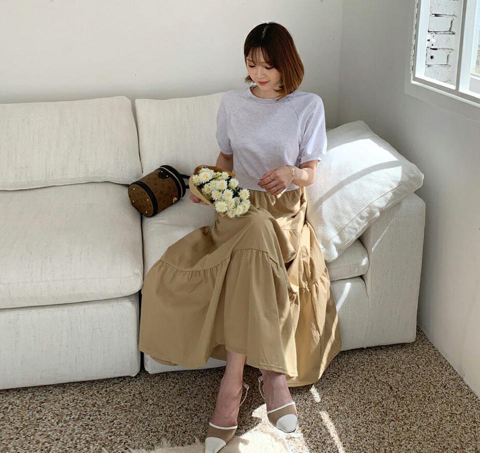 配色ティアードワンピース・全2色・b63899 レディース 【ops】 韓国 ファッション ワンピース ロング ロングワンピース 半袖 異素材 配色 ゴム ギャザー フレア ラグランスリーブ フェミニン 体型カバー ボリューム 夏 春