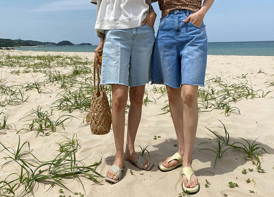 ハーフデニムパンツ・全2色・t63903 レディース 【pt】 韓国 ファッション ボトムス ショート ショートパンツ デニム デニムパンツ ハーフ丈 ワイド スリム 足長 ストレート 大人 体型カーバー 細身 美脚 夏 春