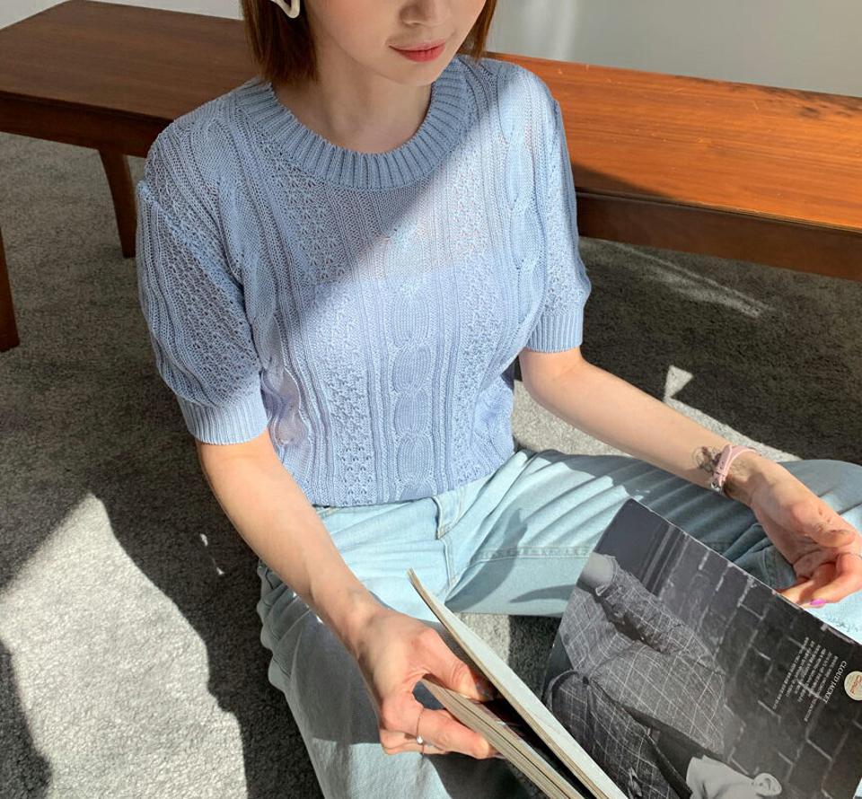 ツイストラウンドネックニット・全6色・t62216 レディース 【tops】 韓国 ファッション トップス ニット 半袖 デイリー カジュアル ベーシック ラウンドネック スリム ツイスト フィット リブ パフスリーブ 細身 体型カーバー フェミニン 夏 春