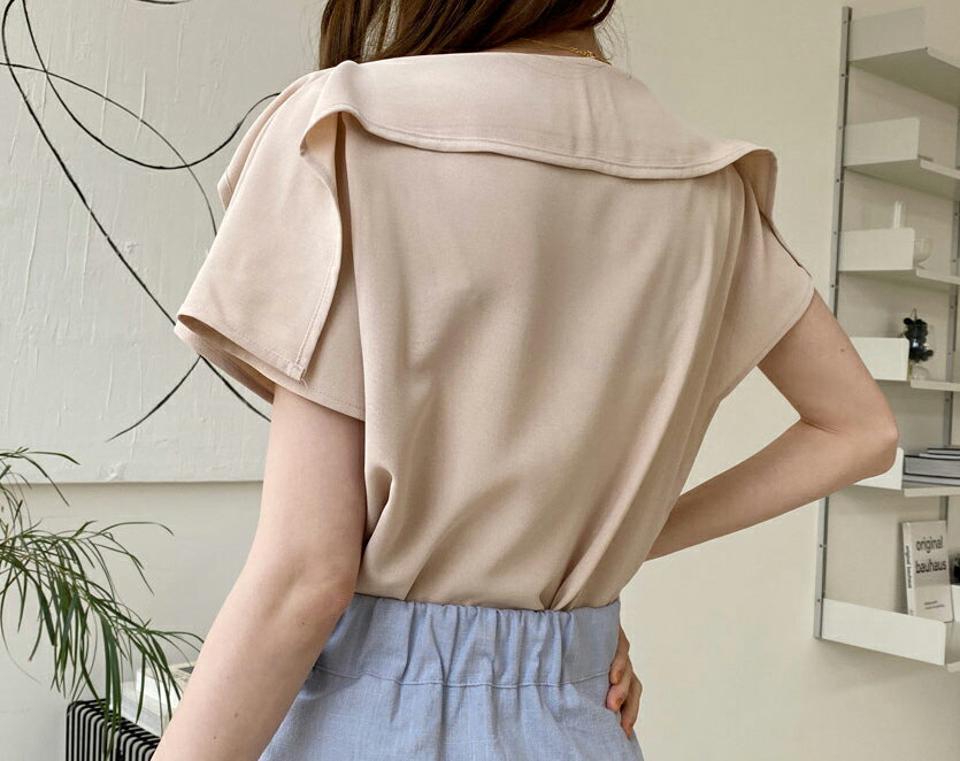 ディテールボートネックブラウス・全3色・t6875 レディース 【bl】 トップス ブラウス ボートネック ショートスリーブ フレンチスリーブ スリット ユニーク フェミニン 大人 上品 シンプル 春 夏 韓国 ファッション ハイホリHIHOLLI