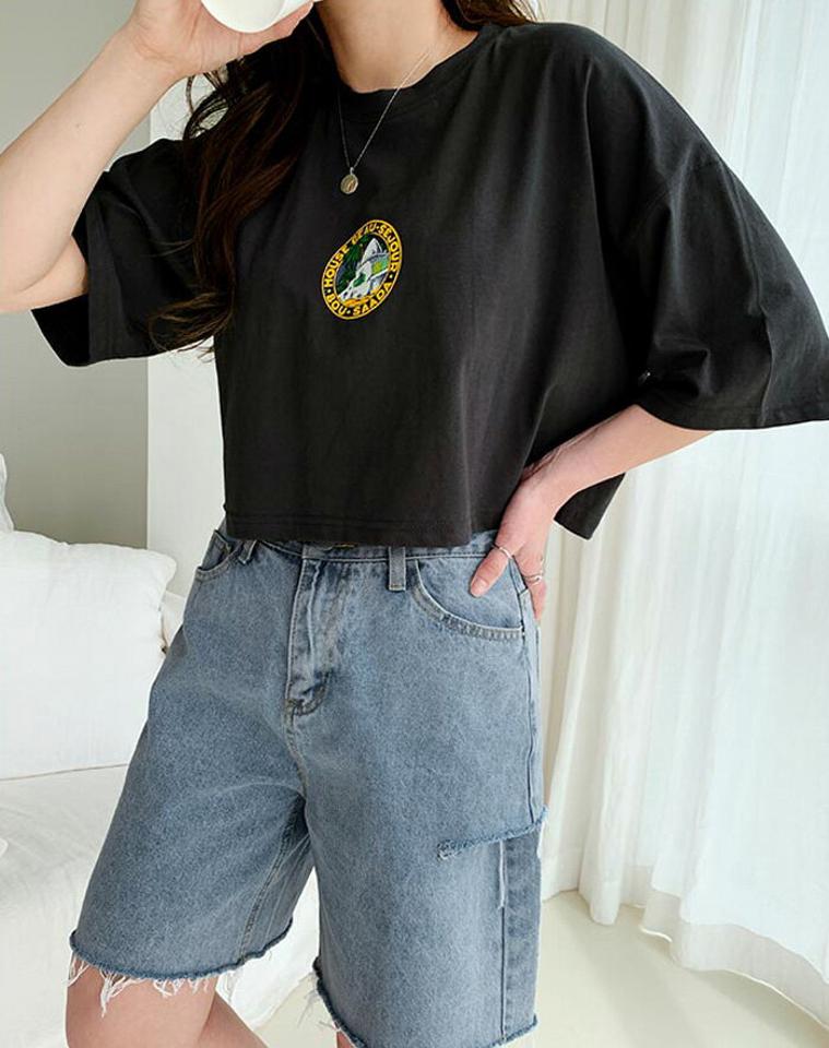 NANING9(ナンニング)ロゴプリントクロップTシャツ【6/3up_ka】【メール便】韓国 韓国ファッション　トップス 半袖 夏 春 ロゴT レタリングT 黒 白 シンプル ショート丈レディース ファッション【5】
