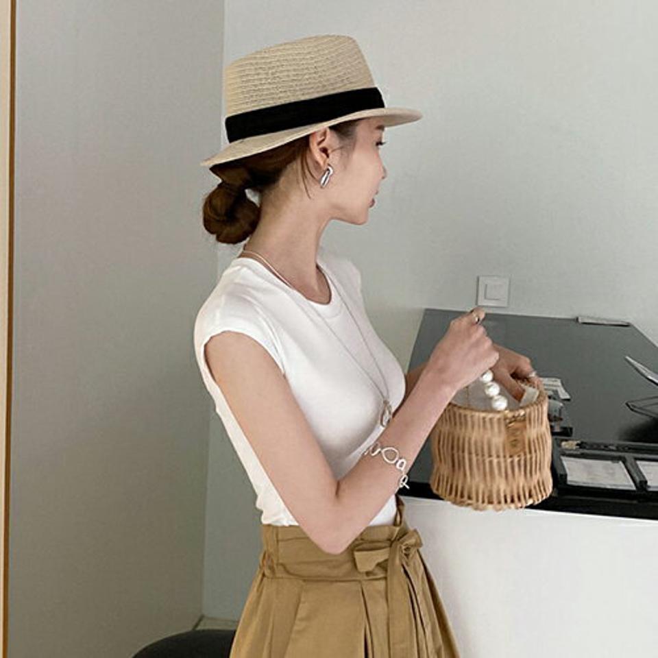 ラウンドネックTシャツ・全3色・t68922 レディース 【tops】 トップス Tシャツ ラウンドネック ショートスリーブ フレンチスリーブ 単色 無地 シンプル ベーシック カジュアル ラフ 春 夏 韓国 ファッション ハイホリHIHOLLI