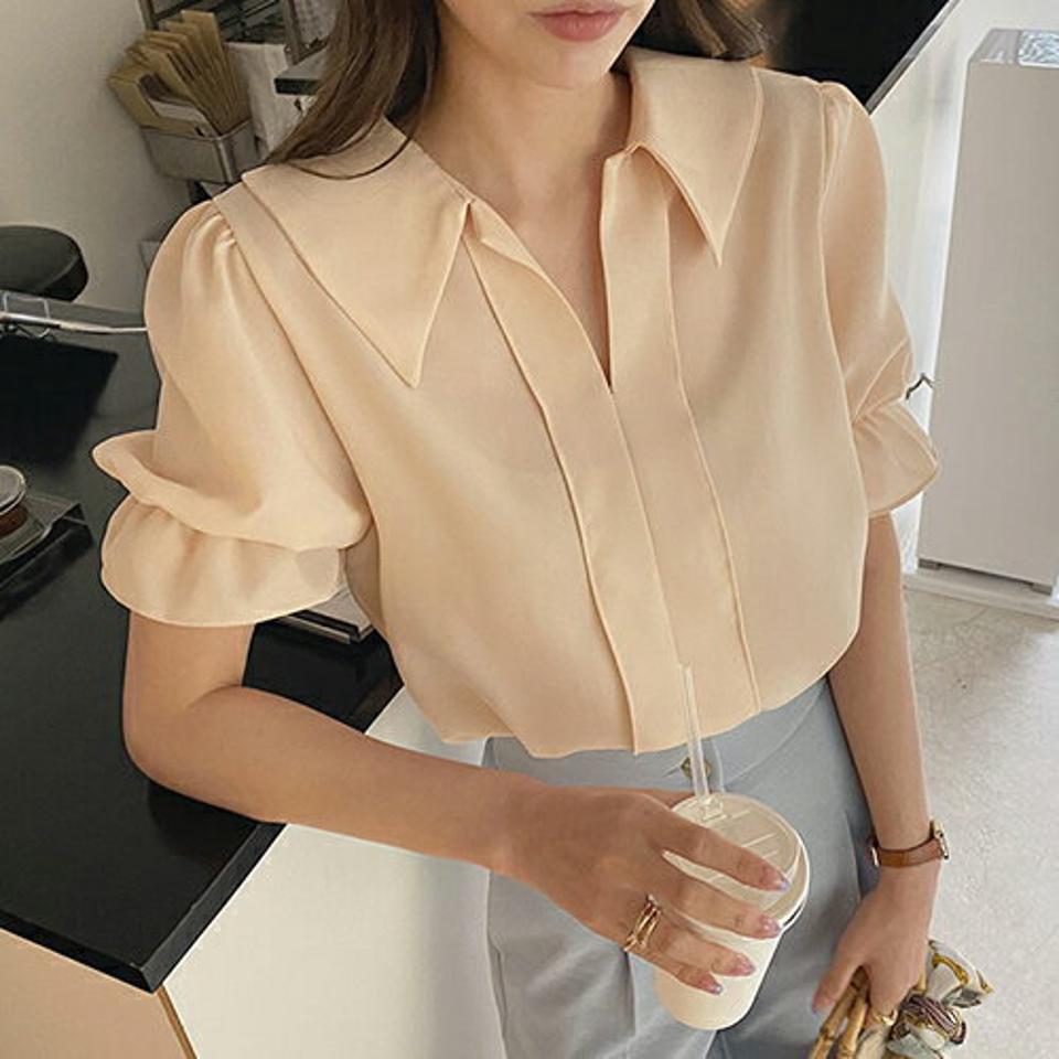 スリットネックカラーブラウス・全3色・t68820 レディース 【bl】 トップス ブラウス 半袖 ハーフスリーブ スリットネック 単色 無地 シンプル フェミニン パフ袖 パフスリーブ 春 夏 韓国ファッション ハイホリHIHOLLI