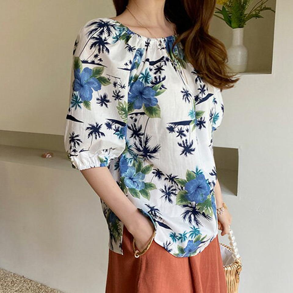 ネックゴムハワイアンブラウス・全2色・b68792 レディース 【bl】 トップス ブラウス ハワイアン 花柄 カジュアル 半袖 ハーフスリーブ 七分丈 七分袖 7分丈 7分袖 オフショルダー 春 夏 韓国 ファッション ハイホリHIHOLLI