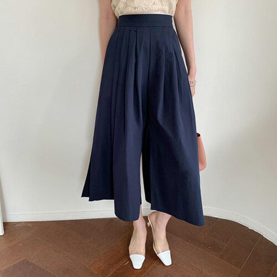 タックフレアパンツ・全3色・b68797 レディース 【pt】 パンツ ズボン ロングパンツ フレア タック 単色 無地 シンプル カジュアル クロップド丈 体型カバー 春 夏 韓国 ファッション ハイホリHIHOLLI