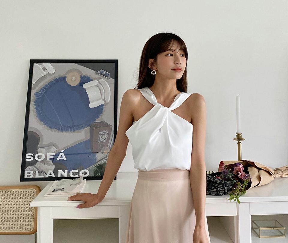 2WAYツイストホルターネックスリーブレス・全3色・b65299 レディース 【tops】 トップス スリーブレス ノースリーブ ホルターネック スクエアネック ツイスト 単色 無地 シンプル ベーシック カジュアル 春 夏 韓国 ファッション