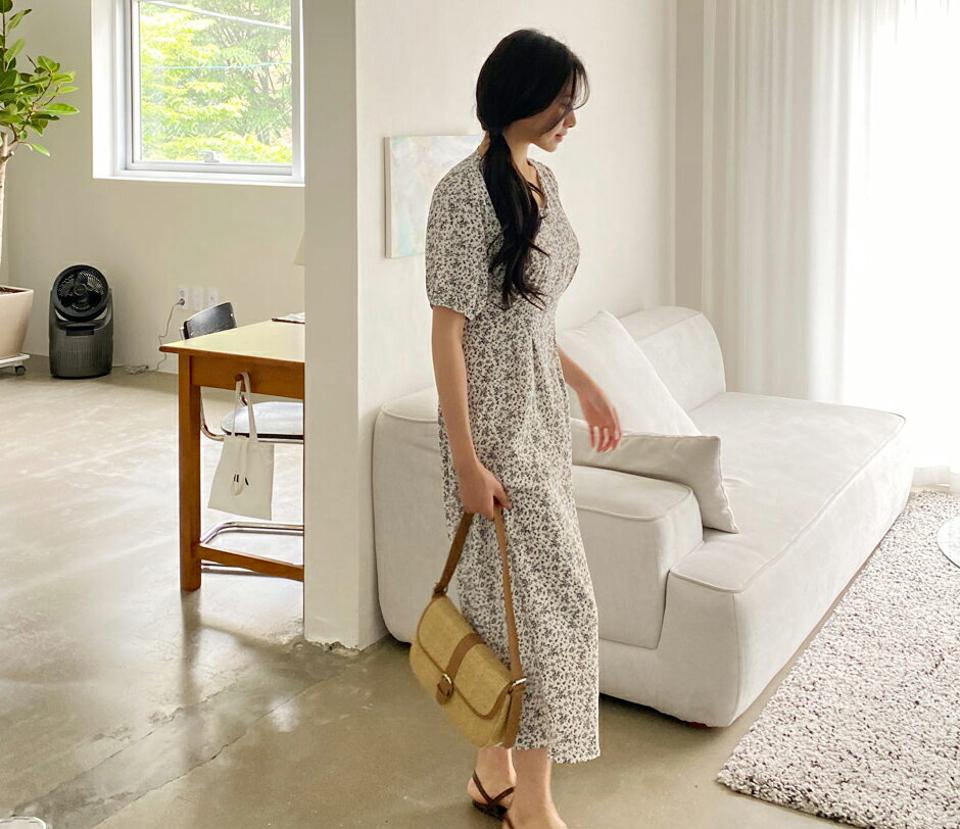 Vネック小花柄ワンピース・全2色・t64299 レディース 【ops】 ワンピース ロング 花柄 フラワー 小花柄 Vネック 半袖 ハーフスリーブ フェミニン かわいい 可愛い 春 夏 韓国 ファッション NIJU
