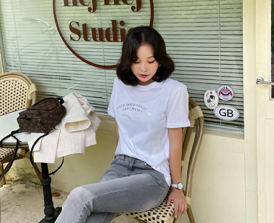 グロッシーレタリングTシャツ・全4色・t62225 レディース 【tops】 トップス Tシャツ 半袖 レタリング ロゴ グロッシー カジュアル ロゴトップス ラフ 春 夏 韓国 ファッション