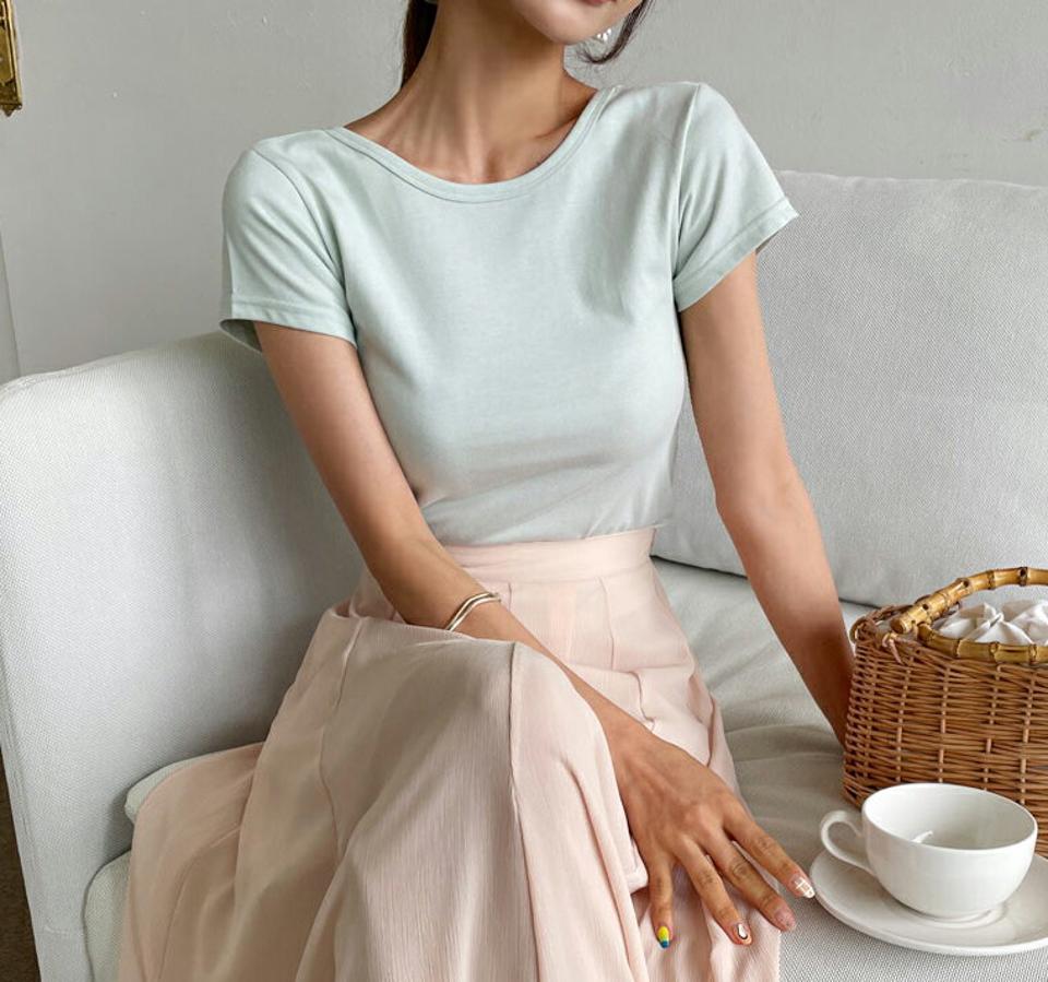 2WAY半袖Tシャツ・全5色・t62224 レディース 【tops】 トップス Tシャツ 半袖 前後着用自由 Uネック ラウンドネック 単色 無地 シンプル ベーシック カジュアル 大人 春 夏 韓国 ファッション