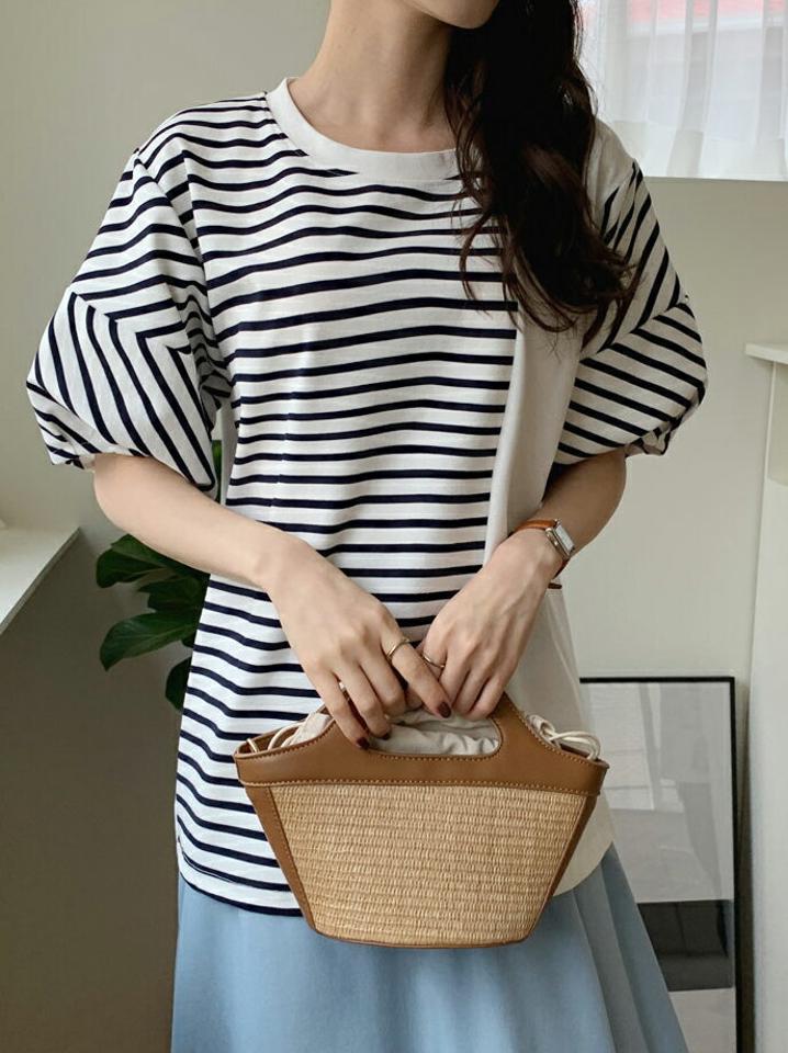 ボーダーパフスリーブTシャツ・全2色・b68882 レディース 【tops】 トップス Tシャツ 半袖 ハーフスリーブ ボーダー柄 パフ袖 パフスリーブ カジュアル かわいい 春 夏 韓国 ファッション ハイホリHIHOLLI
