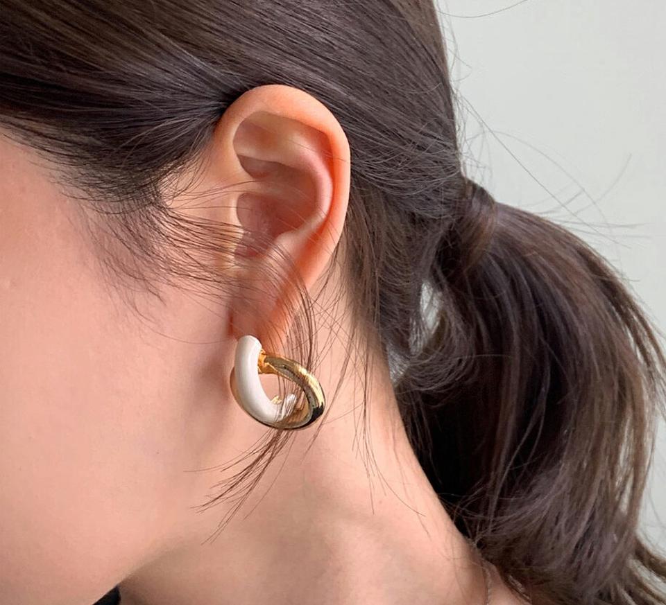 スクエアレースリボンブラウス・全4色・t68880 レディース 【bl】 トップス ブラウス 半袖 ハーフスリーブ レース りぼん スクエアネック ガーリー 大人 かわいい 可愛い 春 夏 韓国 ファッション ハイホリHIHOLLI