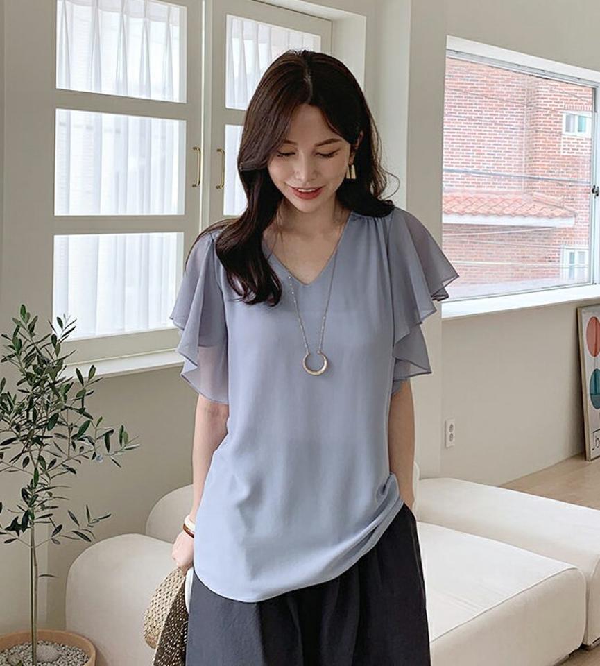 【タイム特価】シフォンVネックギャザーブラウス・全3色・t68879 レディース 【bl】 トップス ブラウス 半袖 ギャザー Vネック シフォン フェミニン 上品 揺れ感 フリル ショートスリーブ 春 夏 韓国 ファッション ハイホリHIHOLLI【TS】