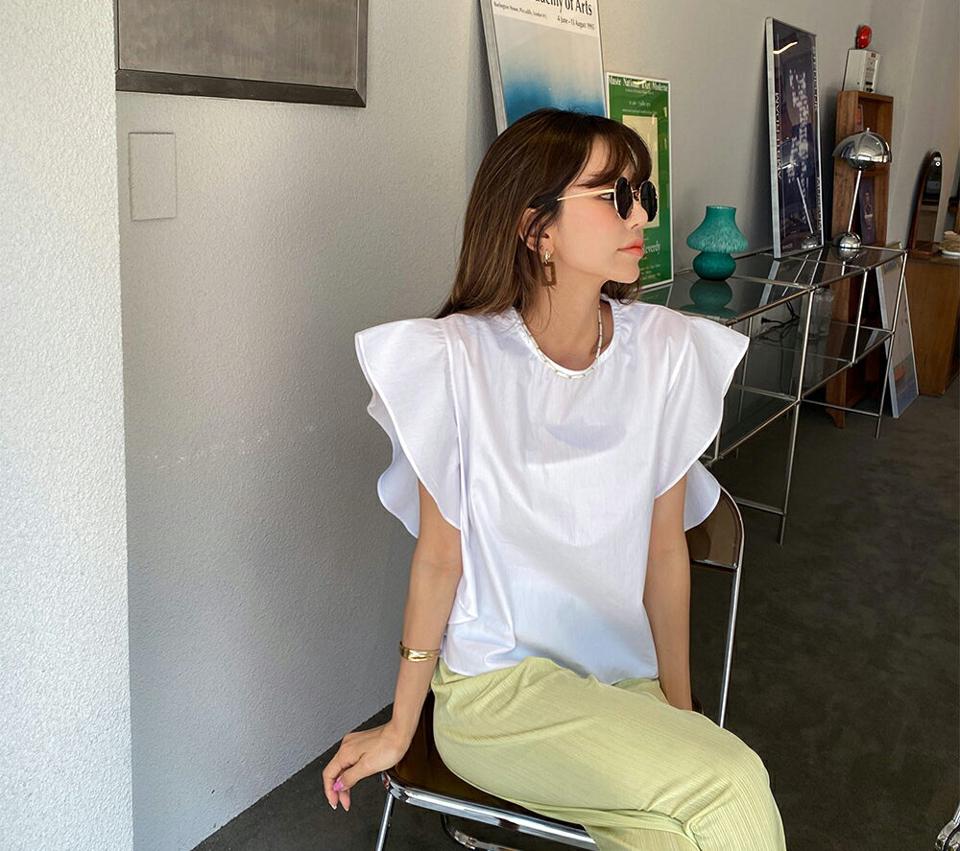 フリルスリーブブラウス・全3色・t63960 レディース 【bl】 トップス ブラウス フリル 袖コンシャス ショートスリーブ 大人 ガーリー 可愛い かわいい スリーブレス ノースリーブ 春 夏 韓国 ファッション