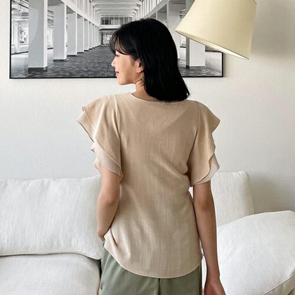 VネックフリルスリーブTシャツ・全3色・e00041 レディース 【tops】 トップス Tシャツ ショートスリーブ Vネック フリル リネン 単色 無地 シンプル 可愛い かわいい 二の腕カバー 春 夏 ベージュ 韓国ファッション NIJU
