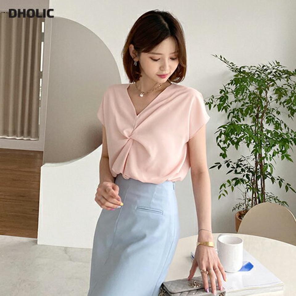 ≪人気商品再入荷≫Vネックツイストブラウス・全8色・b57547 レディース 【bl】 トップス ブラウス ツイスト Vネック フレンチスリーブ ショートスリーブ 単色 無地 シンプル フェミニン オフィスカジュアル 春 夏 韓国ファッション