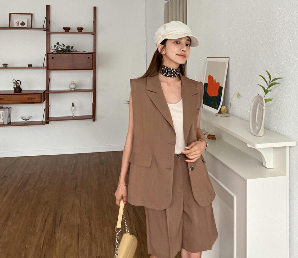 カラーミドルベスト&ワンタックハーフパンツSET・全2色・t57555 レディース 【pt】 セットアップ setup ベスト スリーブレス ノースリーブ パンツ ズボン ハーフパンツ 半ズボン 単色 無地 シンプル ベーシック カジュアル ラフ 春 夏 韓国 ファッション