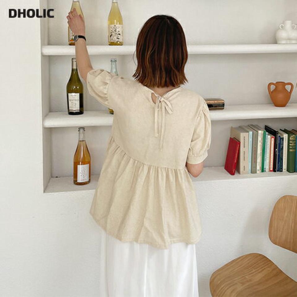 フリルネックリボンブラウス・全4色・t57520 レディース 【bl】 韓国 ファッション トップス ブラウス 半袖 大人 ラウンドネック リボン フレア 5分丈 パフスリーブ 体型カバー スリム 細身 上品 フェミニン ガーリー 夏 春