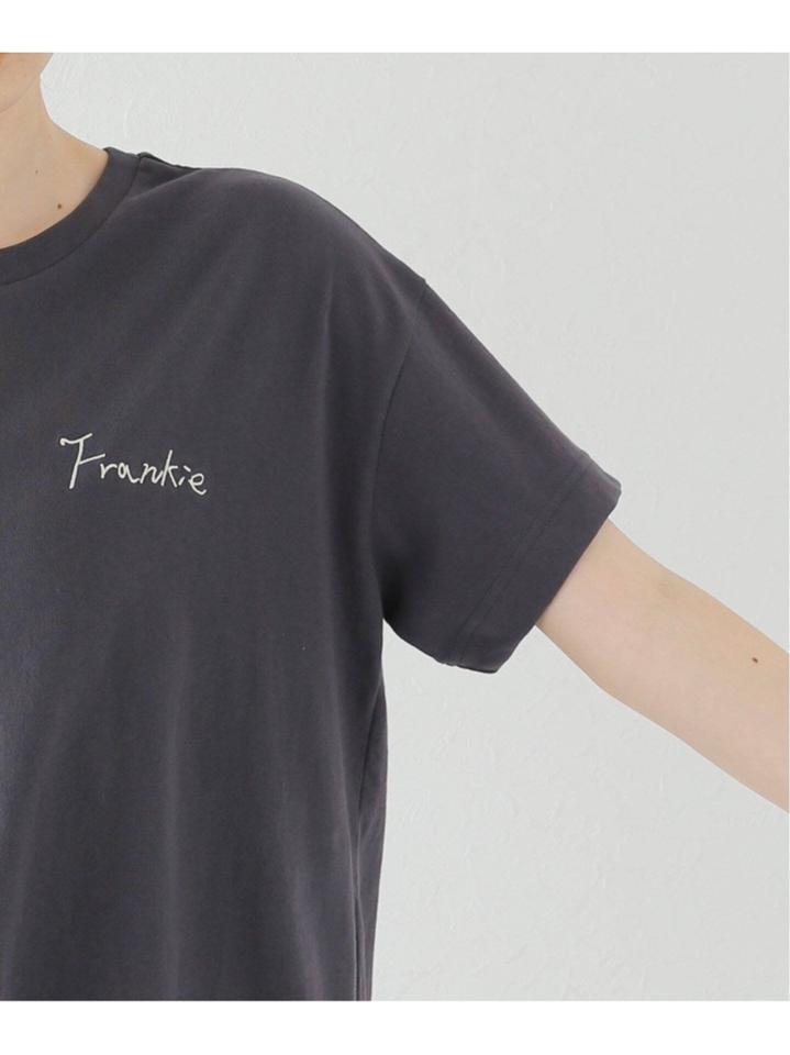 ポイントエンブロイダリーTシャツ