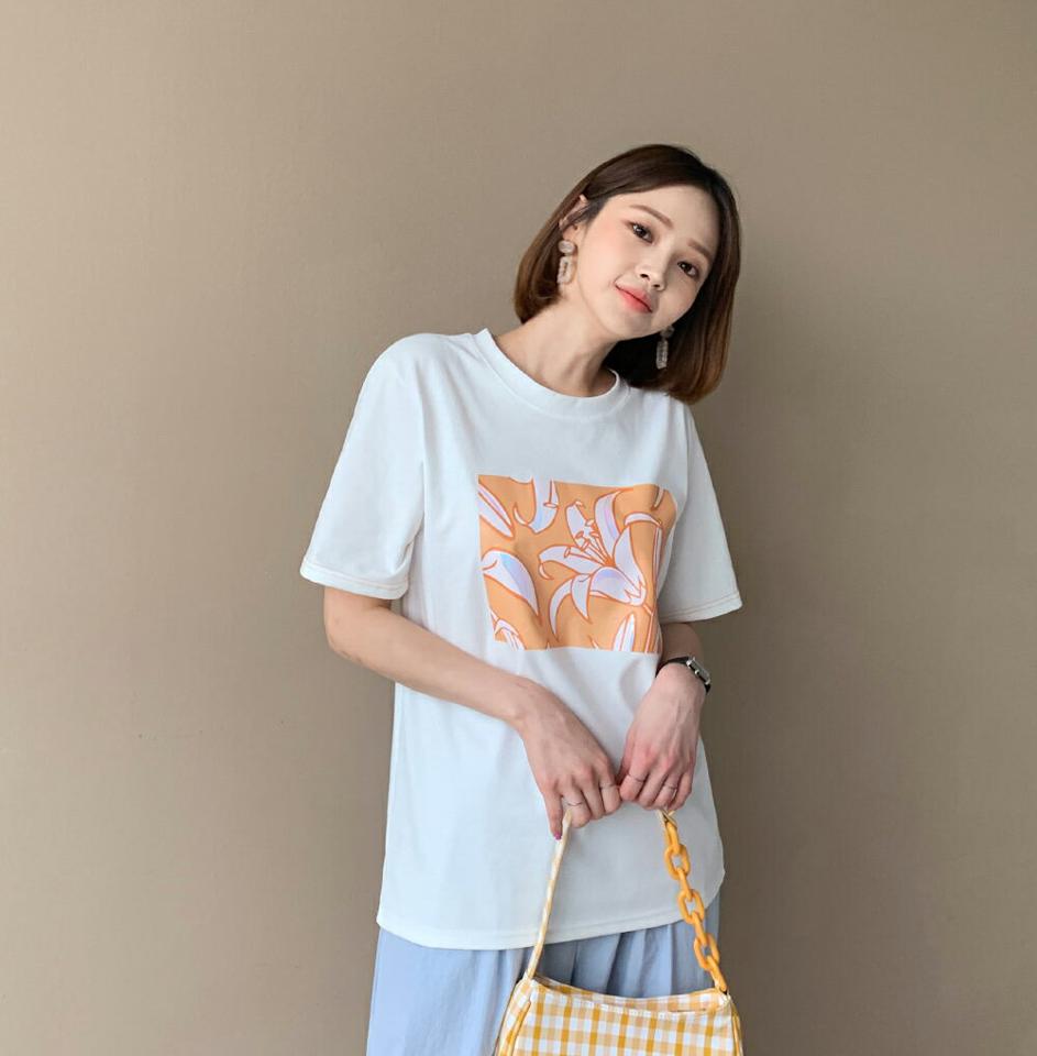 フラワープリントTシャツ・全4色・b65490 レディース 【tops】 トップス Tシャツ 半袖 プリント 花柄 フラワー カジュアル ラフ 春 夏 韓国 ファッション