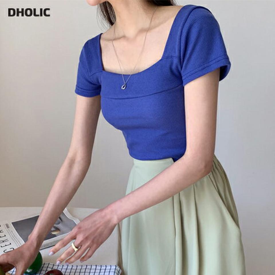 スリムスクエアTシャツ・全3色・t65341 レディース 【tops】 トップス Tシャツ 半袖 スクエアネック デコルテ 鎖骨 単色 無地 シンプル 可愛い かわいい フェミニン リブ 春 夏 韓国 ファッション