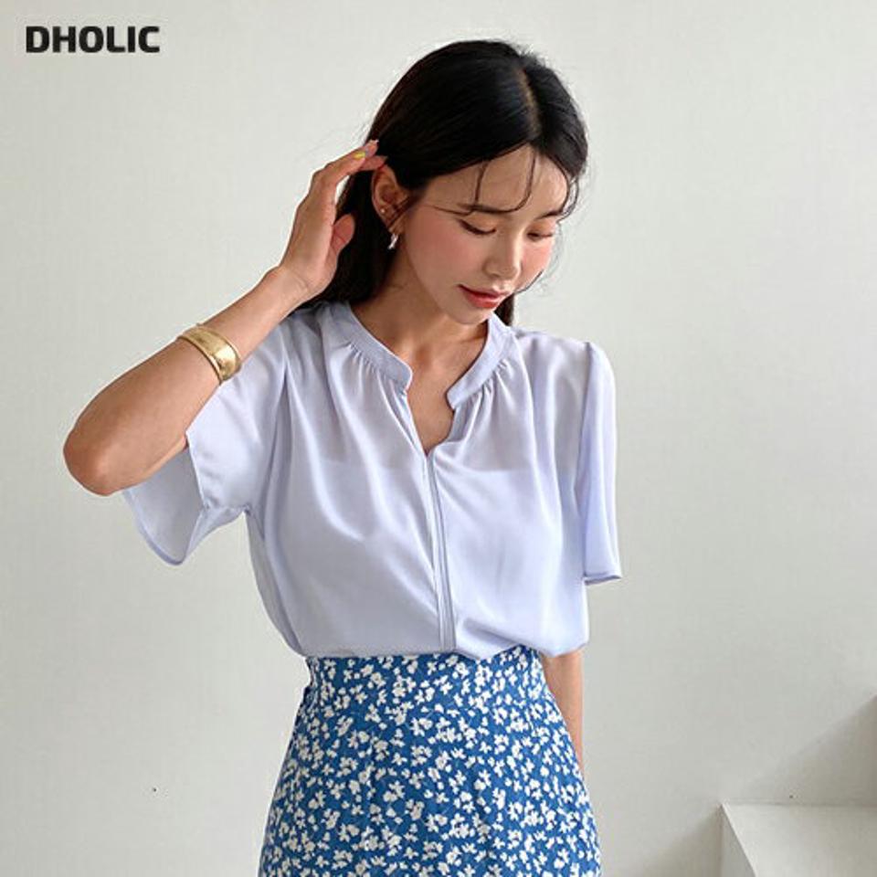 スリットネックシフォンブラウス・全4色・b62307 レディース 【bl】 トップス ブラウス 半袖 ハーフスリーブ シフォン スリット 上品 きれいめ 大人 単色 無地 シンプル フェミニン ギャザー 春 夏 韓国 ファッション