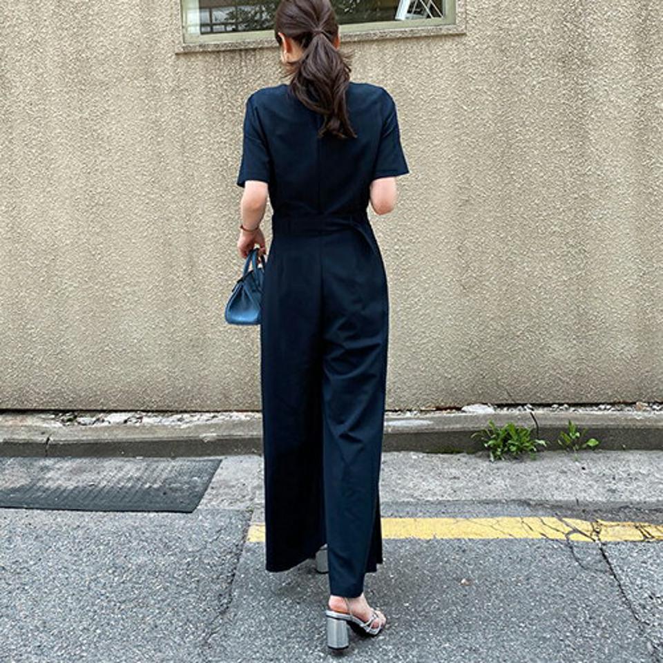 ベルト付プリーツオールインワン・全2色・b68972 レディース 【pt】 韓国 ファッション オールインワン ジャンプスーツ つなぎ ラウンドネック 半袖 五分袖 ワイドパンツ 無地 大人 フレアパンツ カジュアル 夏 春 ハイホリ