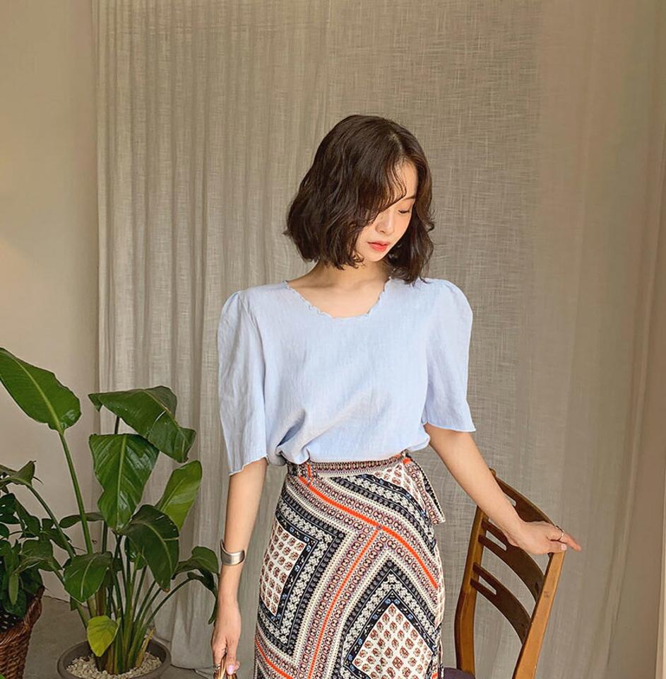 リネンウェーブブラウス・全7色・t64029 レディース 【bl】 トップス ブラウス 半袖 ハーフスリーブ リネン 単色 無地 パフ袖 パフスリーブ かわいい 可愛い 春 夏 韓国 ファッション