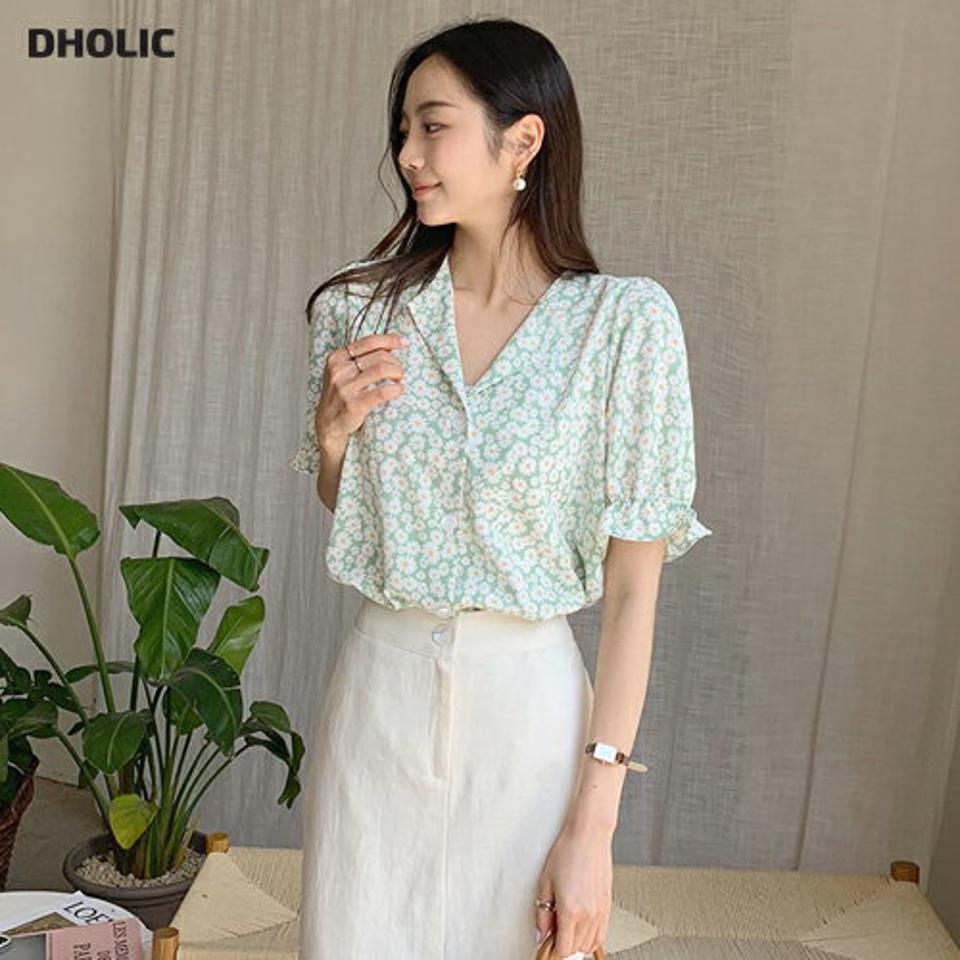 Vネックフローラルブラウス・全2色・t64031 レディース 【bl】 トップス ブラウス 半袖 ハーフスリーブ 花柄 フラワー Vネック レトロ ガーリー 可愛い かわいい 春 夏 韓国ファッション